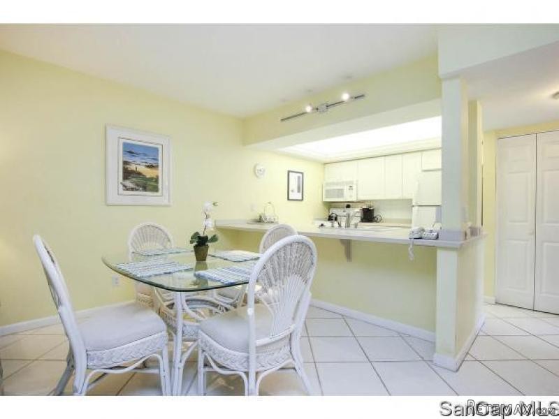 2 bedroom Condominium For Sale:.. - 2