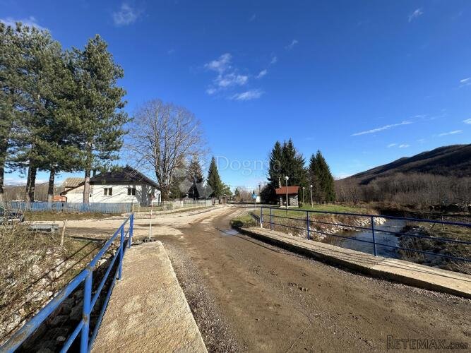 GRAĐEVINSKO ZEMLJIŠTE DONJE PAZARIŠTE - 2