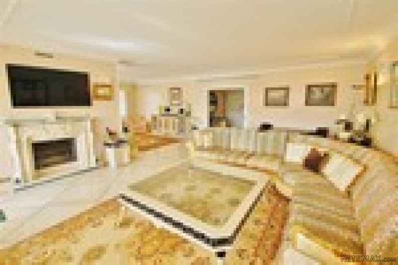 Apartment For Sale In Nueva Andalucia..