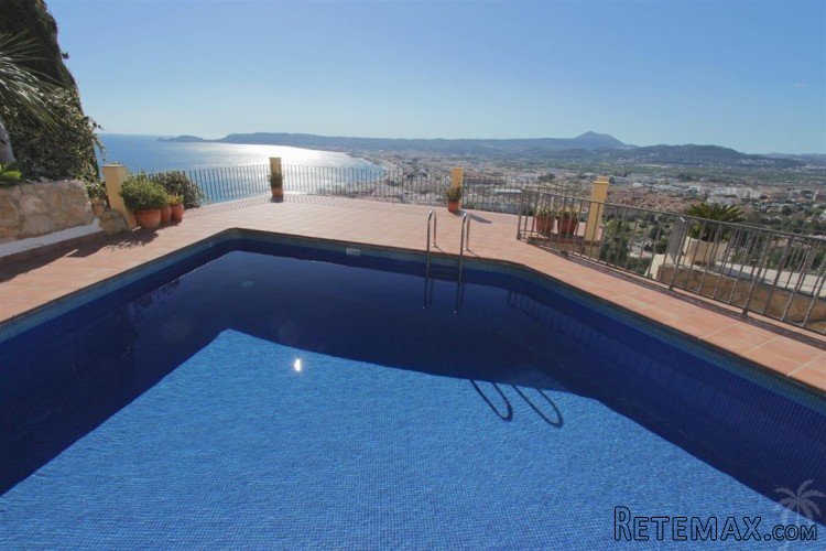 Spectacular luxury property with open views over the bay of.. - 3