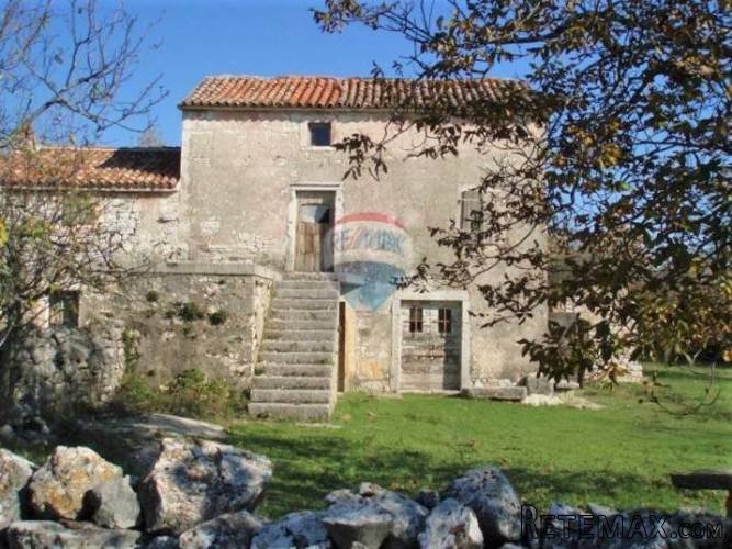 VIŠNJAN- seoski posjed - 2