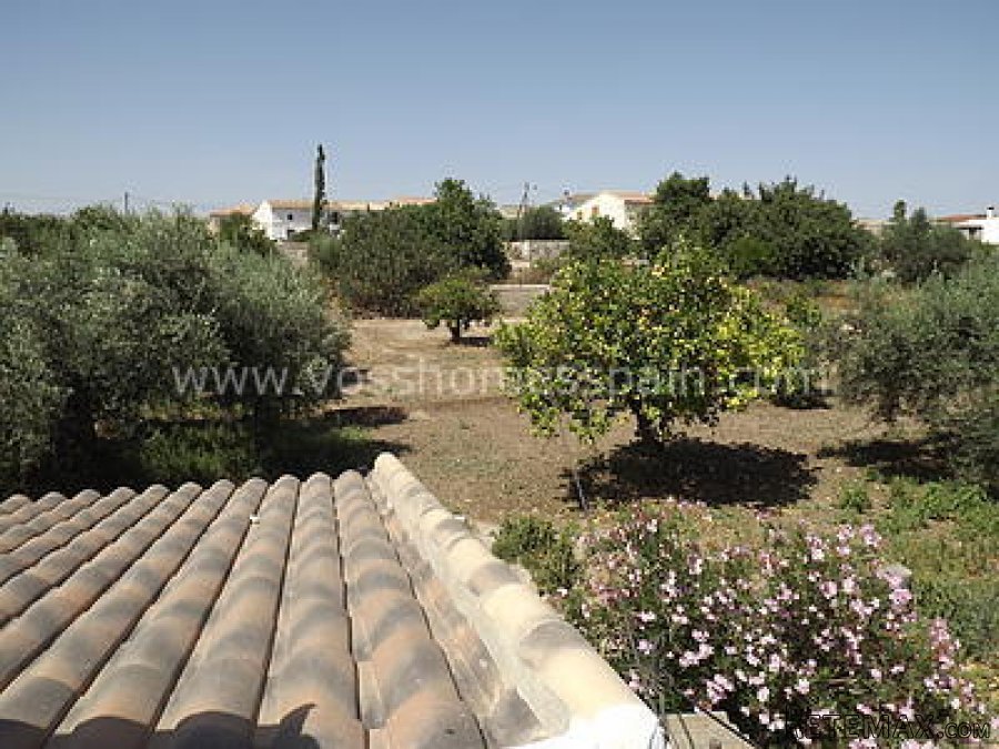 Large, habitable semi-detached old cortijo / country house.. - 7
