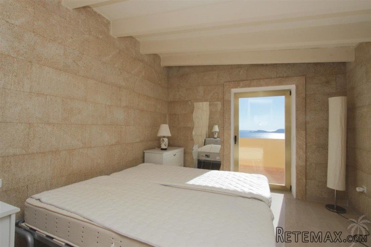 Spectacular luxury property with open views over the bay of.. - 8
