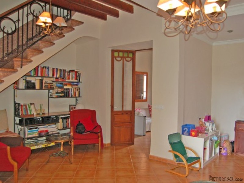 Townhouse At The Outskirts Of Alaro - 2