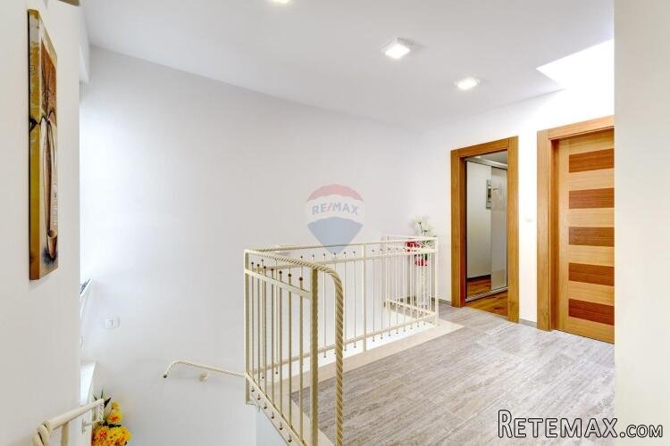 Dramalj, Crikvenica - kuća s bazenom - 10