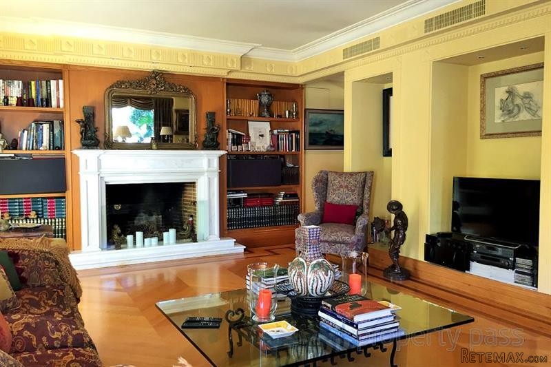 4 bedroom Apartment For Sale: Palaio.. - 2