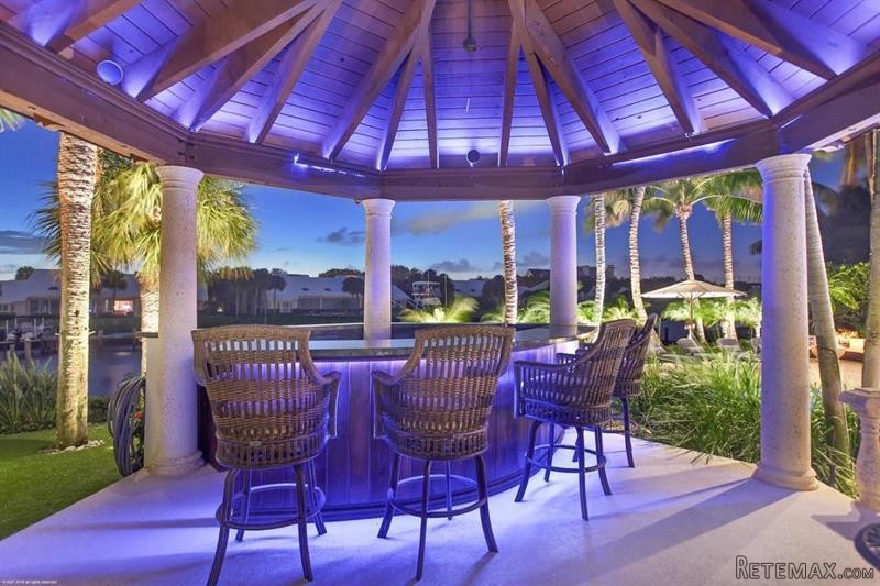 5 bedroom Residence For Sale: Jupiter.. - 2