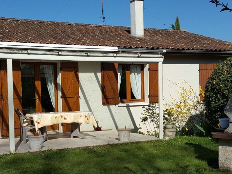 Maison Douzains
