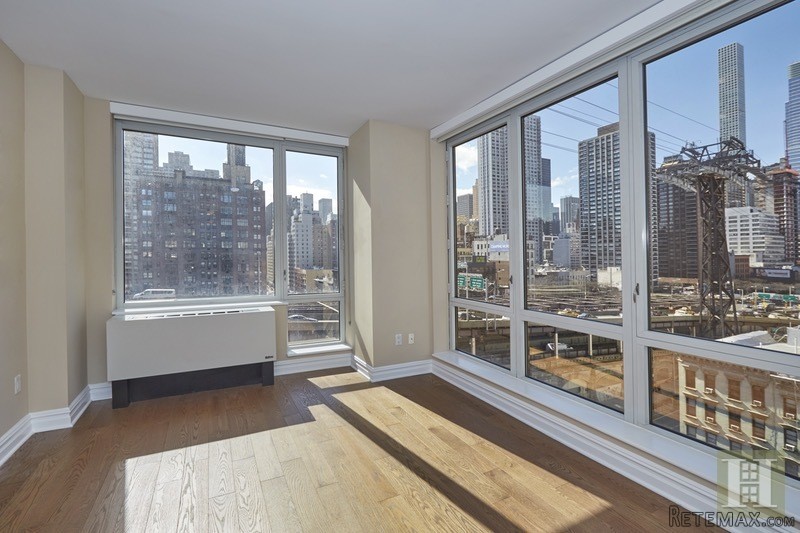 2 bedroom Apartment For Sale: 401 EAST.. - 2