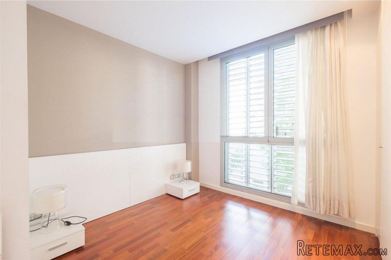 Bright Renovated Flat In Diagonal Mar