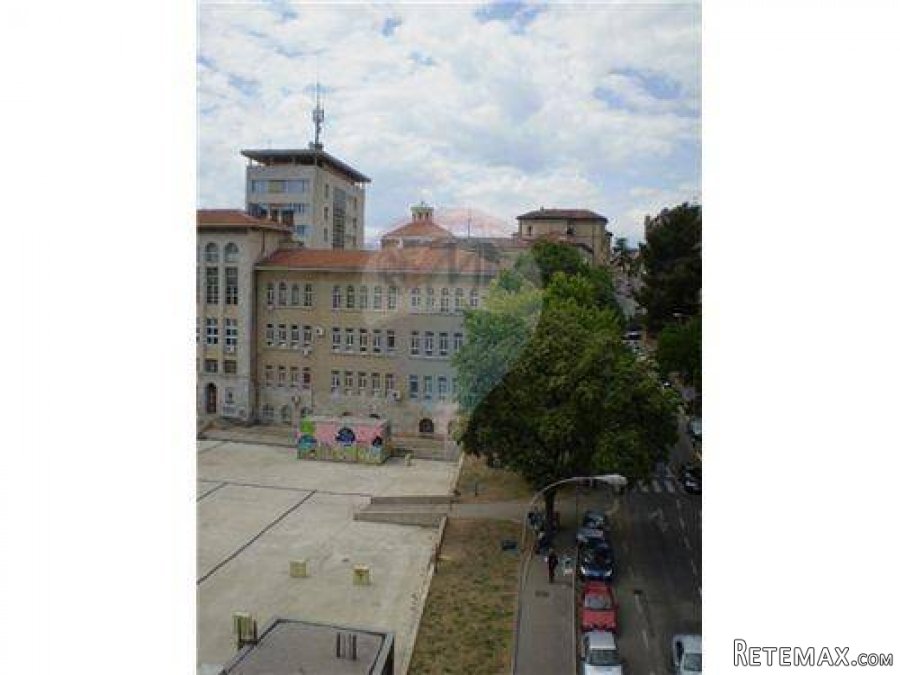 Centar - luksuzni stan za dugoročan najam - 3