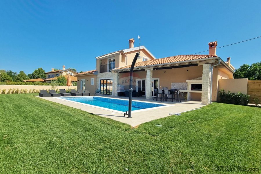 Istra, Rovinj - Dizajnerska villa s prekrasnim pogledom u bl