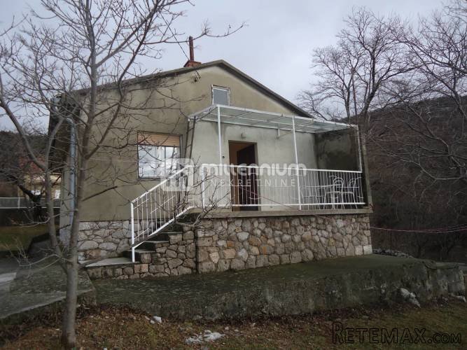 Novi Vinodolski, Ledenice, kuća s 2000m2 građevinskog terena - 4