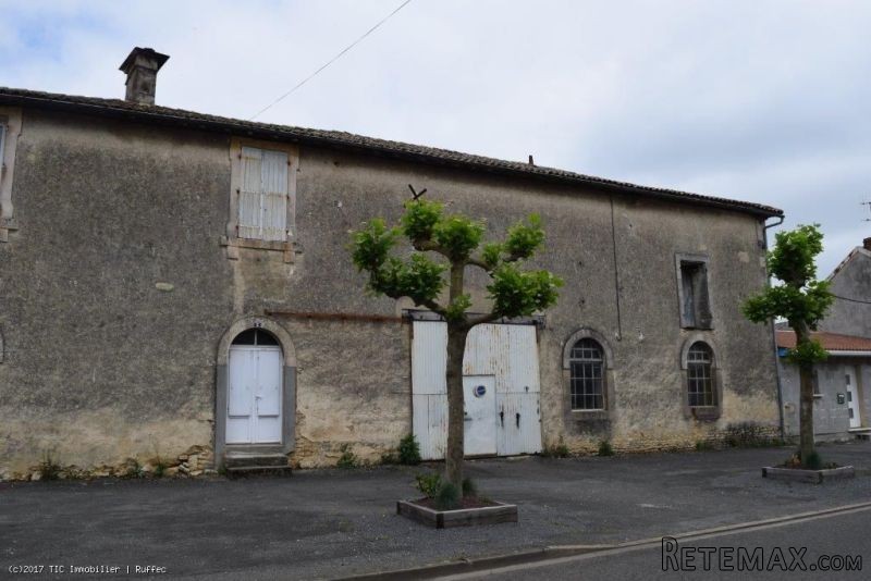 Town Centre House To Renovate With..