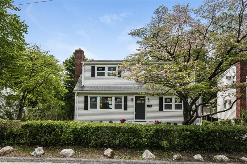 4 bedroom House For Sale: 79 S Hillside..