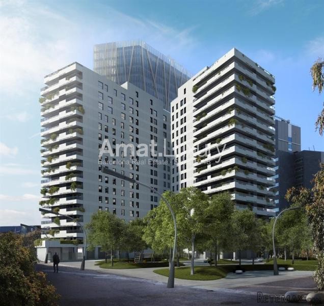 3 bedroom Flat For Sale: BARCELONA..