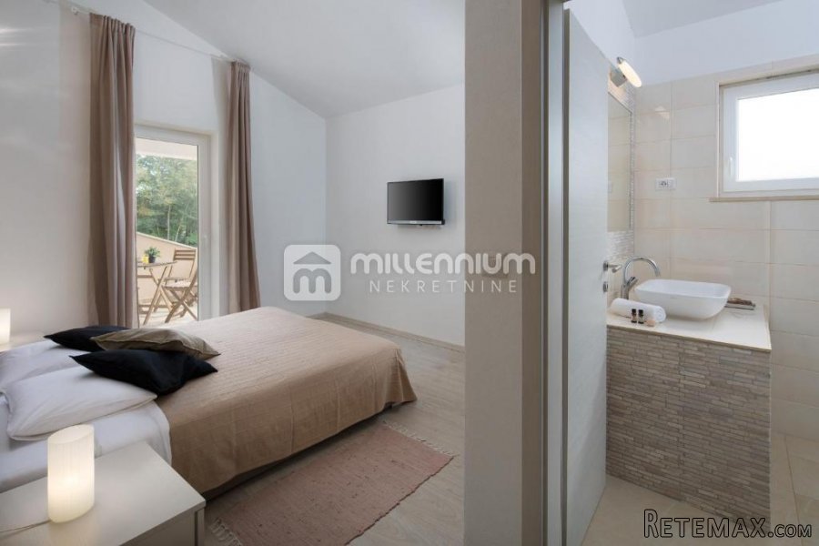Istra, Labin, 250m2, samostojeća vila s bazenom - 7