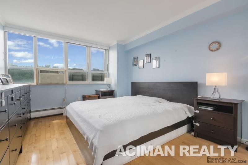 2 Bedrooms - Condo - New York State -..