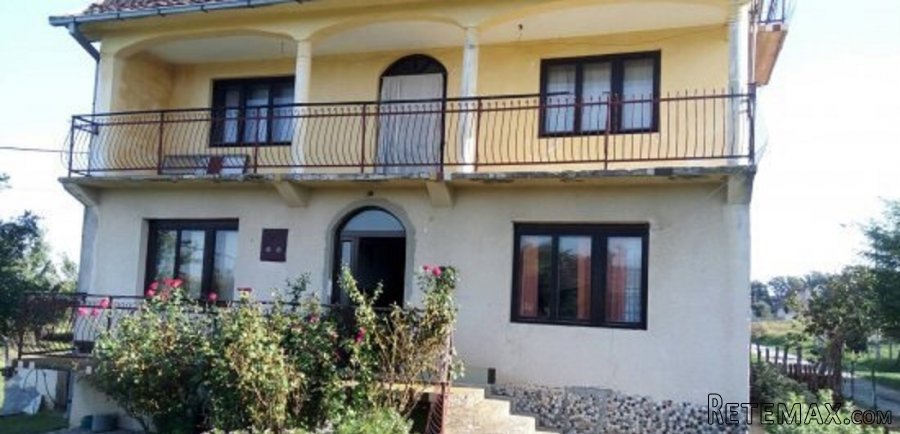 Prodajem kucu u Posavo Tamnavski Belotic - 2