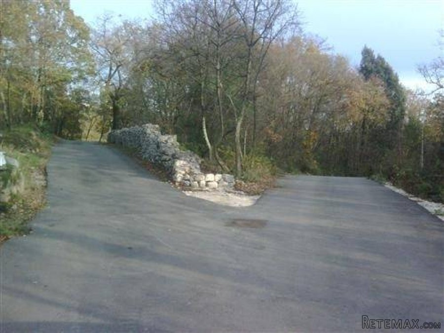 GRAĐEVINSKO ZEMLJIŠTE NA BIVIU - 3