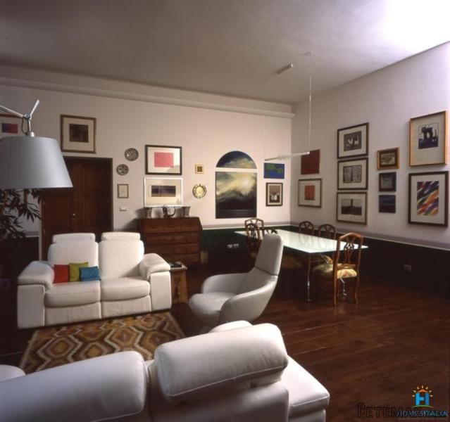 Wonderful historic apartment with garden - 2
