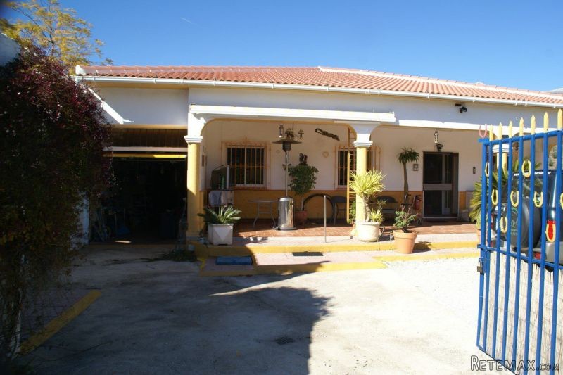 Villa for Sale in Canillas De Aceituno.. - 2