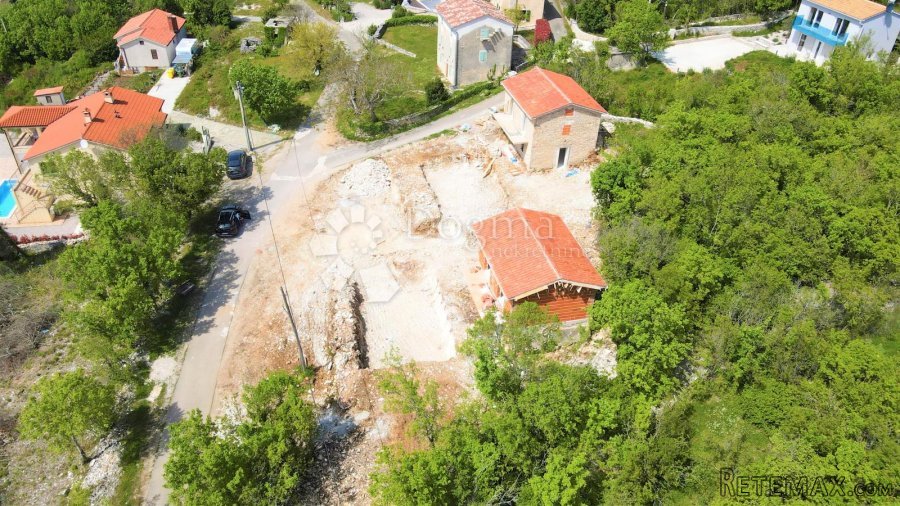 ODLIČNA RENOVIRANA KUĆA NA MORU - 8