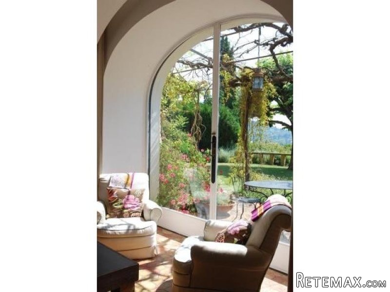 6 bedroom House For Sale: Grasse..