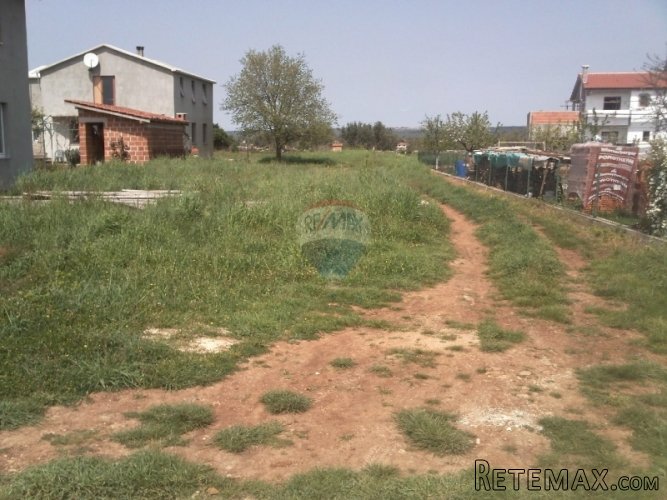 Pula, Štinjan, građevinsko zemljište sa projektom za... - 5