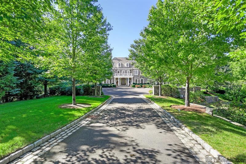 7 bedroom House For Sale: 4 Old Round..