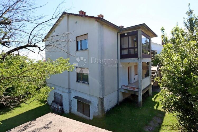 TRINAJSTIĆI, KUĆA 399 m2 - 2