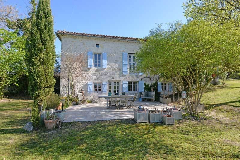 Charming Ensemble Of 2 Quercy.. - 2