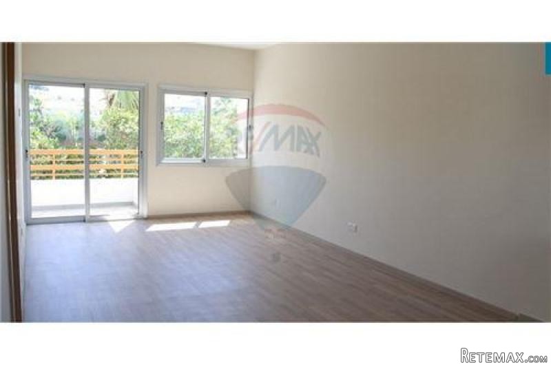 Condo/Apartment - For Sale -..