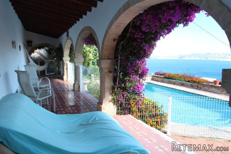 Mediterranean style villa of 300 m2, on two floors, on a.. - 3