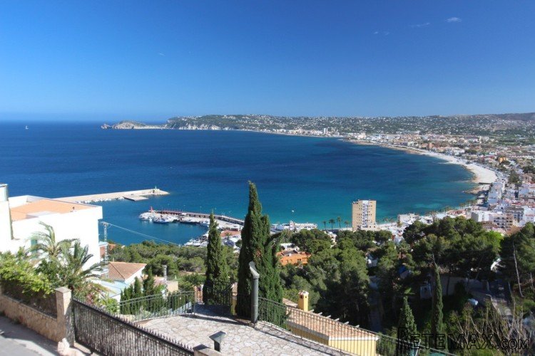 Mediterranean style villa of 300 m2, on two floors, on a.. - 5