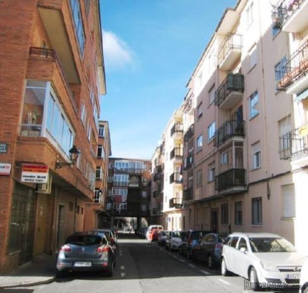 Piso en venta en Avila, Avila (Avila) - 2