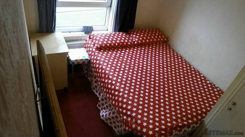 Small Double Room Near Mile End And..