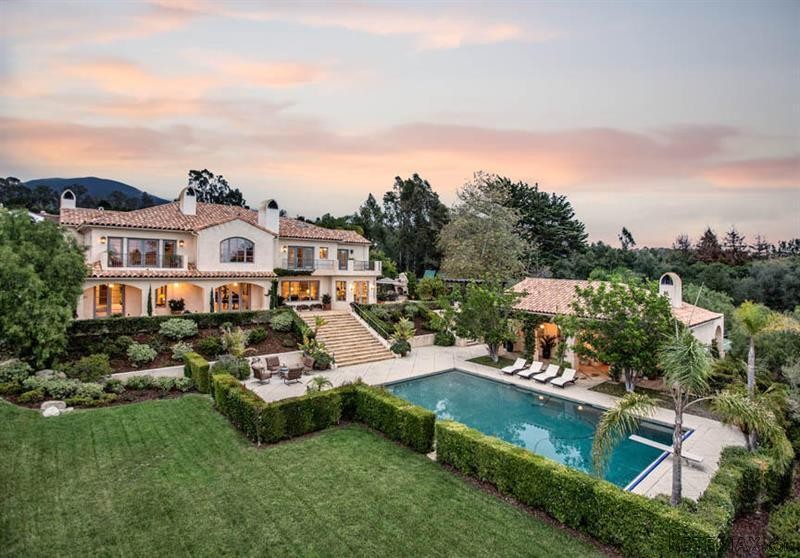 6 bedroom House For Sale: 424..