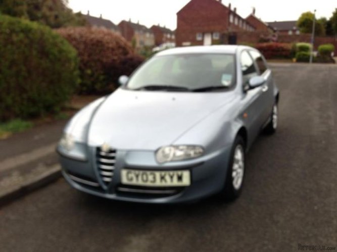 Alfa Romeo 147  t spark
