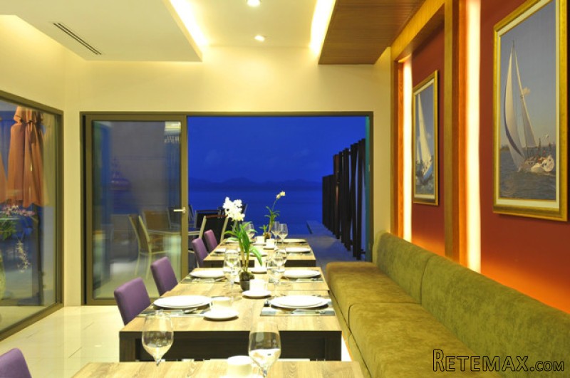 Award-winning 42-Suite Beachfront..