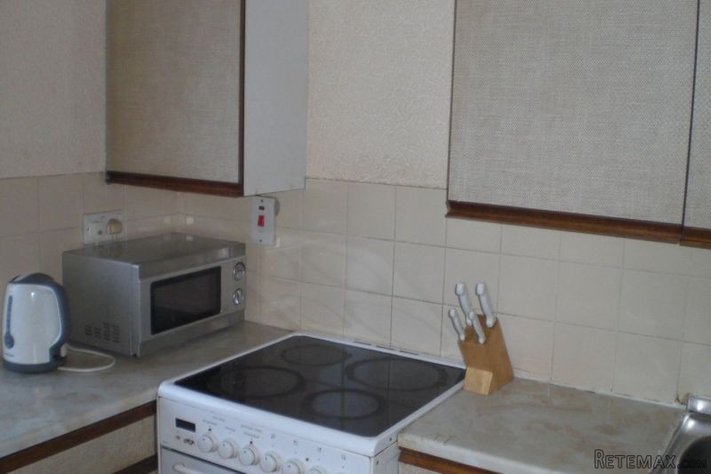 2 Mortlach Ct, 98 Buccleuch St.. - 2