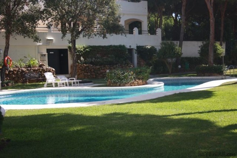 3 Bedroom Middle Floor Apartment