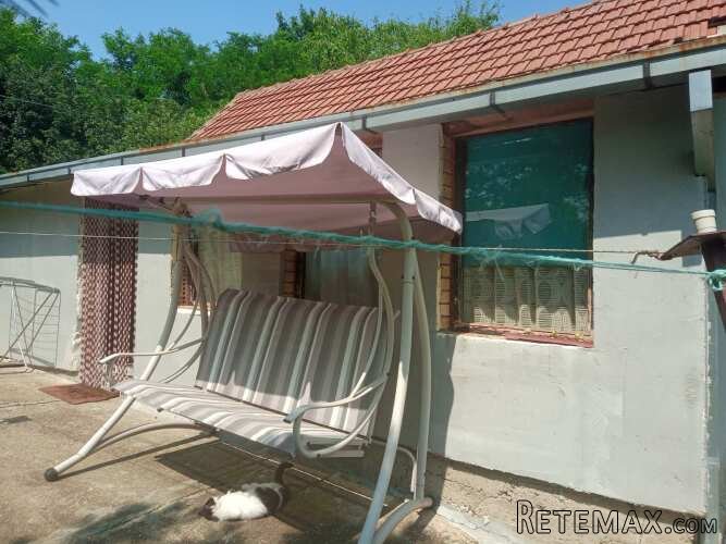 Prodajem porodicno imanje u Maloj Mostanici - 3