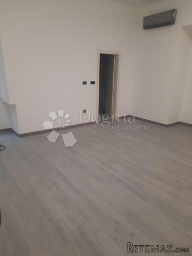 Rijeka centar, novouređen stan na top poziciji - 3