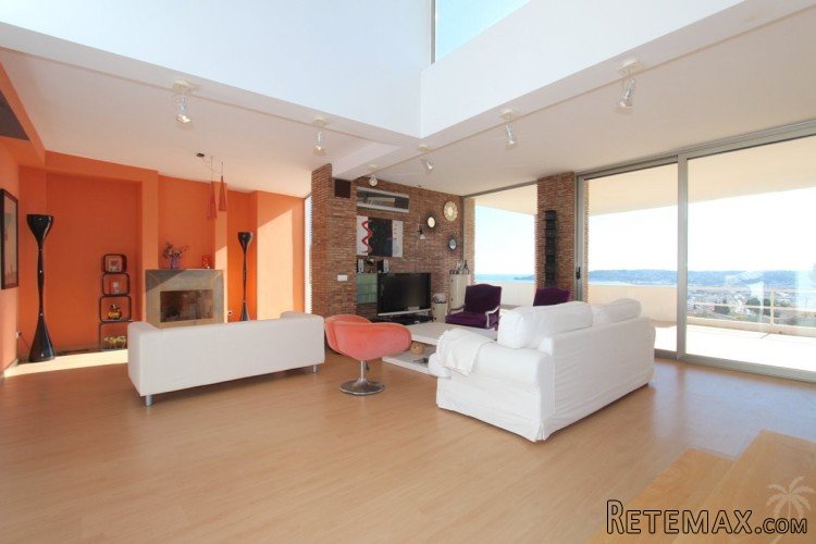 Modern house, reduced from 1,500,000 Euros, with open views.. - 4