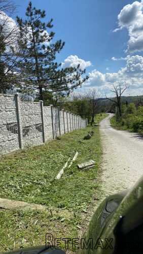 Prodajem porodicno imanje u Maloj Mostanici - 4