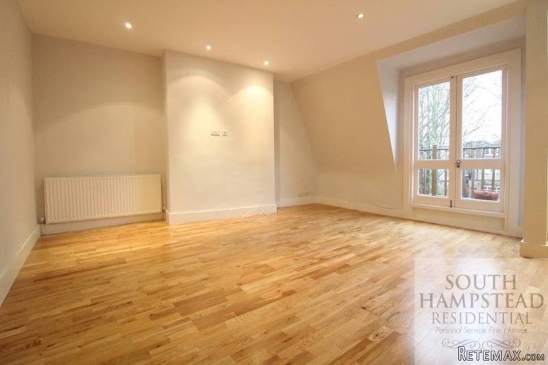 Flat 3, 154 Goldhurst Terrace - 2