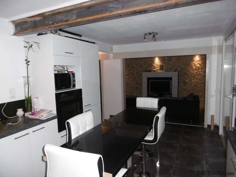 Well Renovated Semi-Deteched 3 Bedroom.. - 2