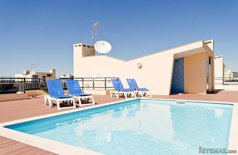 Fantastic Modern 3 Bedroom Apartment By..