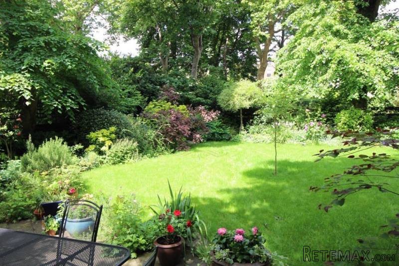 SFF 39, Gloucester Avenue